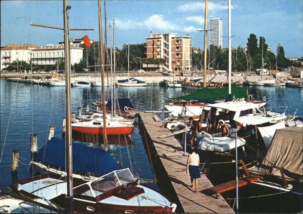 Cesenatico La Darsena Hafen Boot