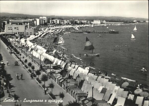 Cattolica Rimini Lungomare e spiaggia Uferpromenade Stra