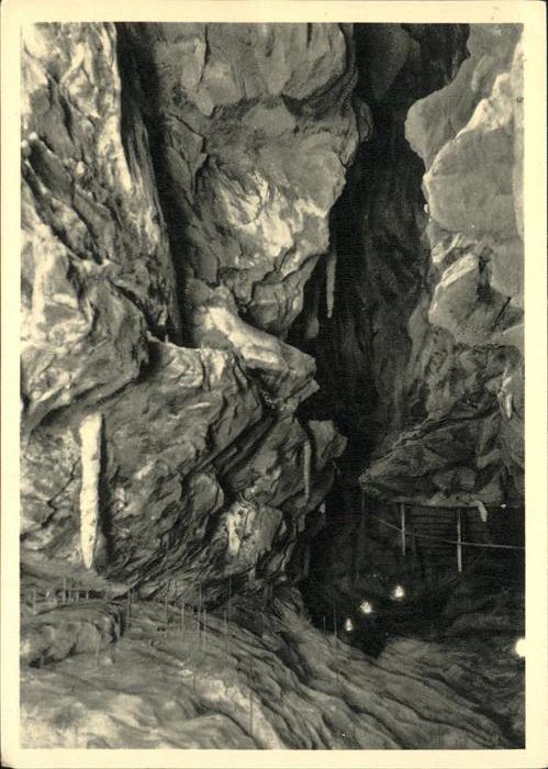 Hoehlen Caves Grottes Beatushöhlen Hexenkessel