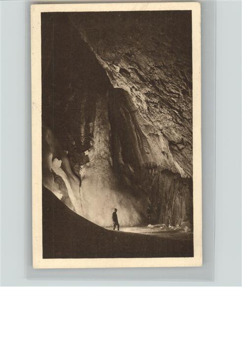 Salzburg Oesterreich Eisriesenwelt Höhle im Tennengebirge Ge