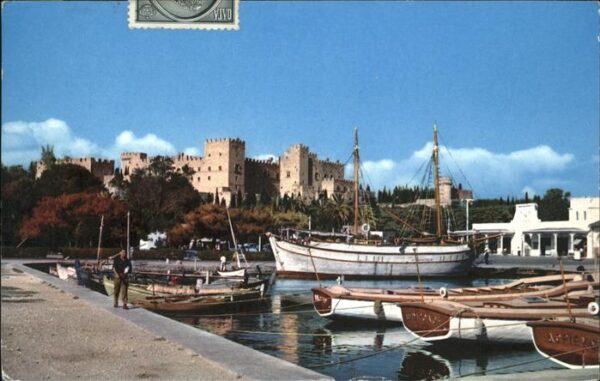 Rhodos Rhodes Aegaeis Palast der Ritter Hafen