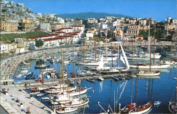 Athens Athen Mikrolimano Picturesque harbour and Yac