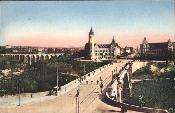 LUXEMBOURG  Luxemburg Le Pont Adolphe Cathedrale