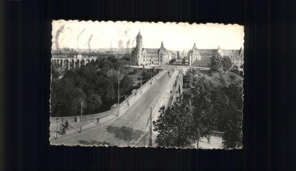 LUXEMBOURG  Luxemburg Avenue et Pont Adolphe