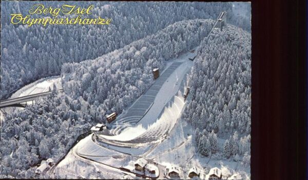 Ski-Flugschanze Olympia Berg Isel Fliegeraufnahme