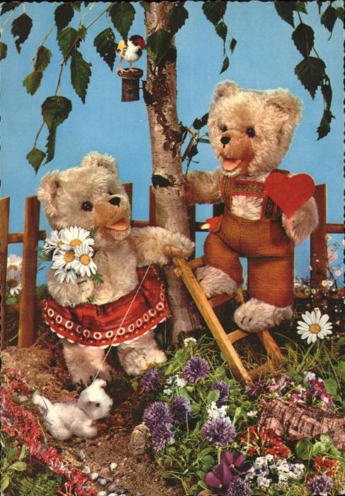 Teddy Teddybaer Teddy-bear Hund Vogel Leiter Baum Margeriten
