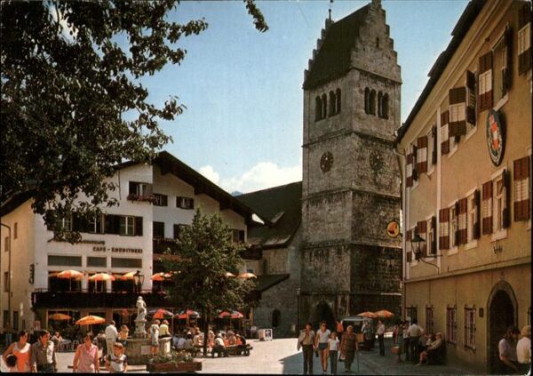 Zell See Stadtplatz romanische Pfarrkirche aus 1
