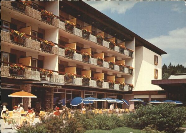 Warmbad Villach Kurhotel Warmbaderhof Terrasse