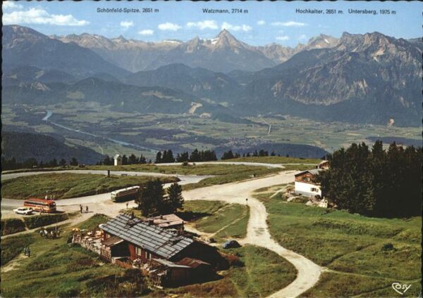 Gaisberg Aussichtsberg mit Oldtimerbussen