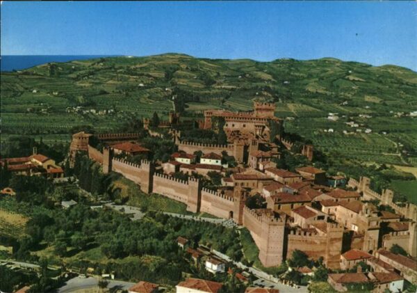 Gradara Pesaro Mittelalterliche Bergfeste und Mauern