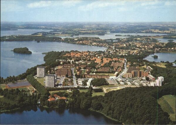 Ploen See Fliegeraufnahme Stadt See