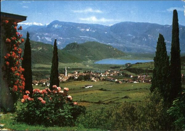Kaltern Weinstrasse Tirol Panorama mit See Südtiroler Weinstrasse