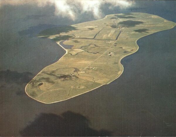 Hallig Hooge Fliegeraufnahme ganze Insel Meer Strand