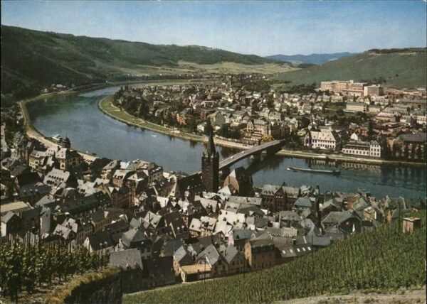 Bernkastel-Kues Fliegeraufnahme Rhein Stadt Brücke Hote