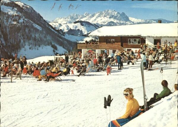 Fieberbrunn Tirol Bergliftrestaurant Skifahren Wilder Kai