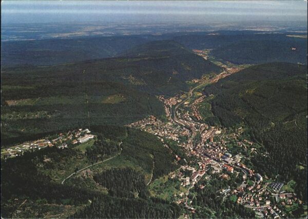 Wildbad Schwarzwald Fliegeraufnahme Panorama vom Kleinenzta