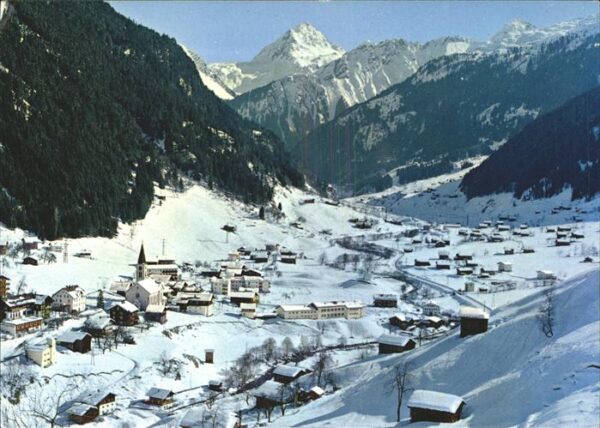 Gaschurn Vorarlberg im Montafon mit Blick zur Vallüla