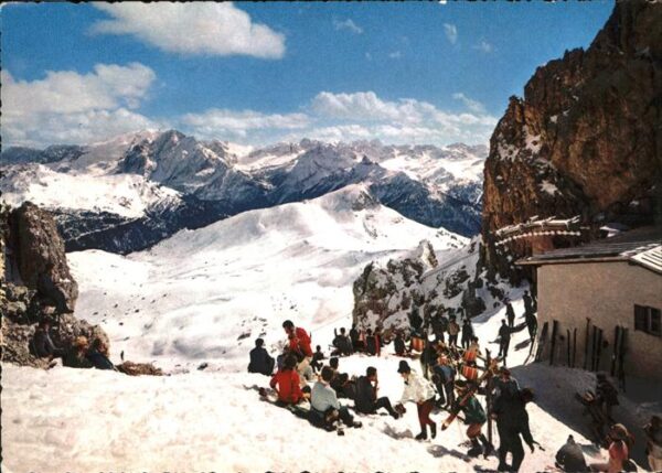 Dolomiti Forcella Sassolungo