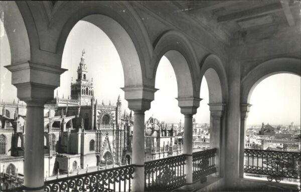 Sevilla Andalucia Catedral y la Giralda