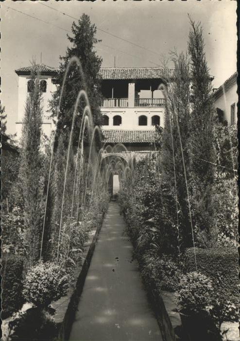 Granada Andalucia El Generalife Patio de los Surtidores