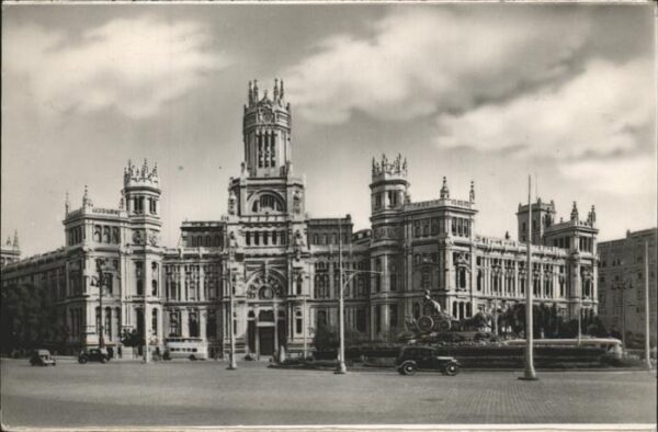 Madrid Spain Palacio de Comunicaciones Monumento Den