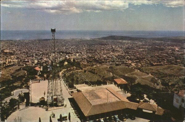 Barcelona Cataluna Vista general de la Ciudad desde el Tib