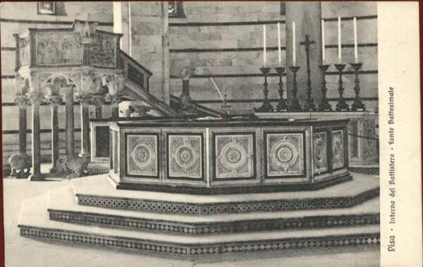 Pisa Interna de Battistero Altar