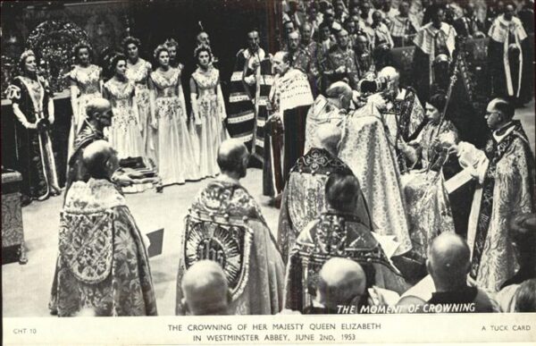 London Moment of Crowning Eliz