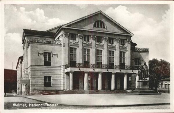 Theatergebaeude Weimar National-Theater