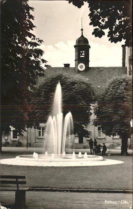 Rehau Marktplatz mit Rathaus u.Neuem Brunnen