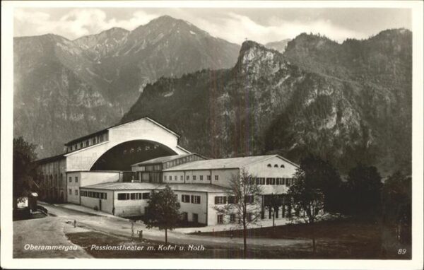 Oberammergau Passionstheater mit Kofel u.Noth
