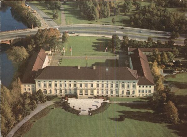 Berlin Schloss Bellevue Fliegeraufnahme