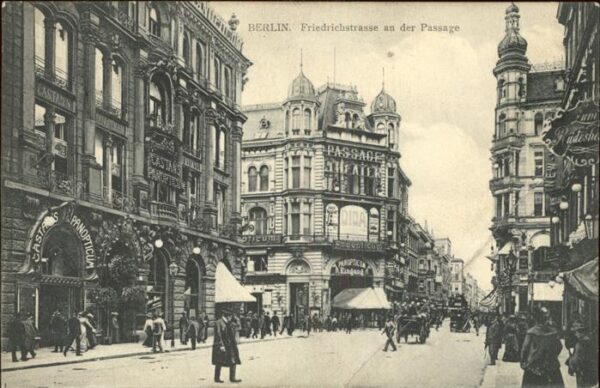 Berlin Friedrichstrasse an der Passage