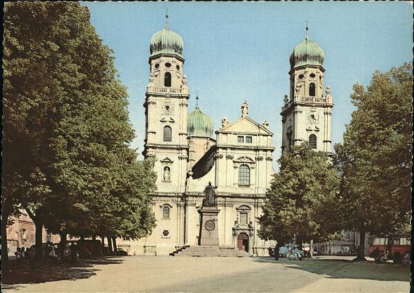 Passau Dom mit der grössten Kirchenorgel der A