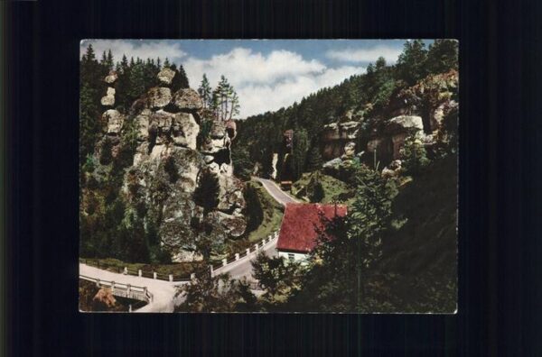Pottenstein Oberfranken Felsenpartie im Weihersbachtal Fränkisc