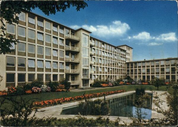 Malente-Gremsmuehlen Krankenhaus Mühlenberg Teich Kneipp Hei