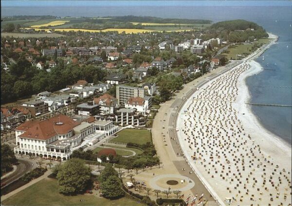 Travemuende Ostseebad Fliegeraufnahme Ostseeheilbad Strand