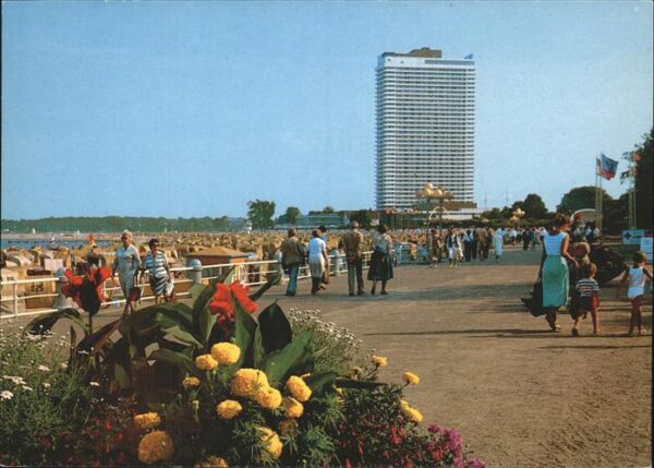 Travemuende Ostseebad Strandpromenade Hochhaus Ostseeheilbad