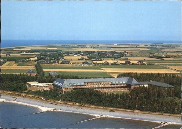 Utersum Kurklinik Nordseebad Fliegeraufnahme