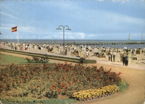 Groemitz Ostseebad Strand Promenade Ostseebad