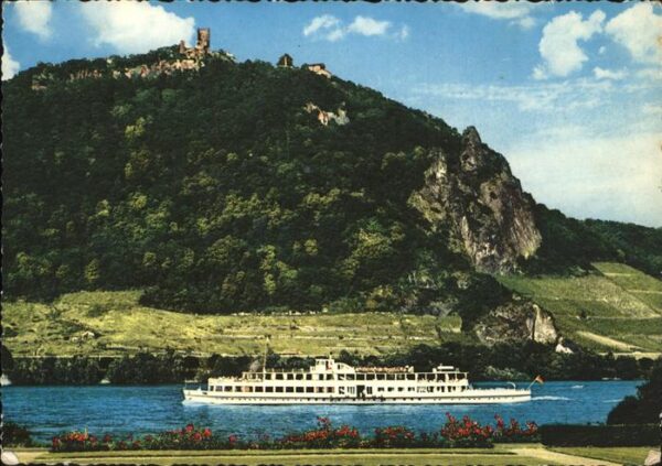 Koenigswinter Rheinpartie am Drachenfels Fährschiff