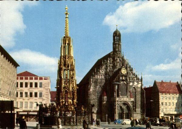 Nuernberg Schöner Brunnen u.Frauenkirche