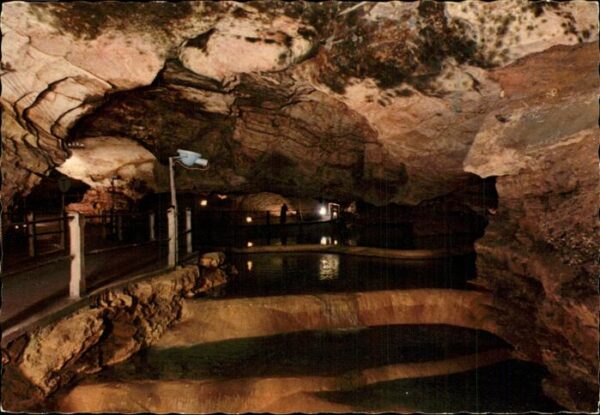 Hoehlen Caves Grottes Gouffre de Padirac Lot