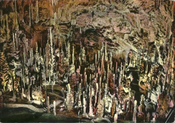 Hoehlen Caves Grottes Gorges du Tarn L'Aven Armand