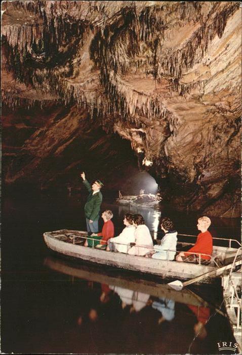 Hoehlen Caves Grottes Han-s-Lesse Salle d_embarquement
