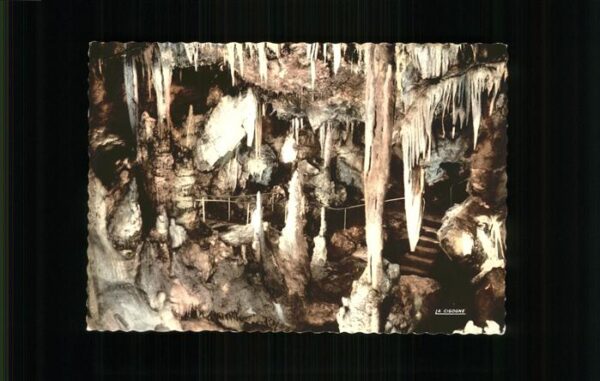 Hoehlen Caves Grottes Monaco Jardin Exotique Grande Salle