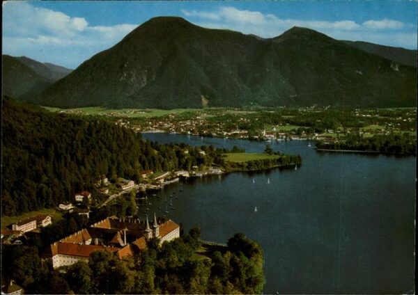 Tegernsee Schloss und Wallberg Fliegeraufnahme