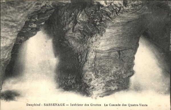 Hoehlen Caves Grottes Dauphine Sassenage Cascade