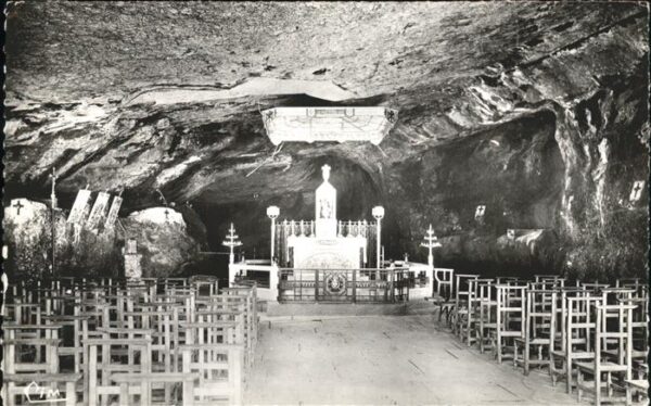 Hoehlen Caves Grottes Remonot Grotte-Chapelle