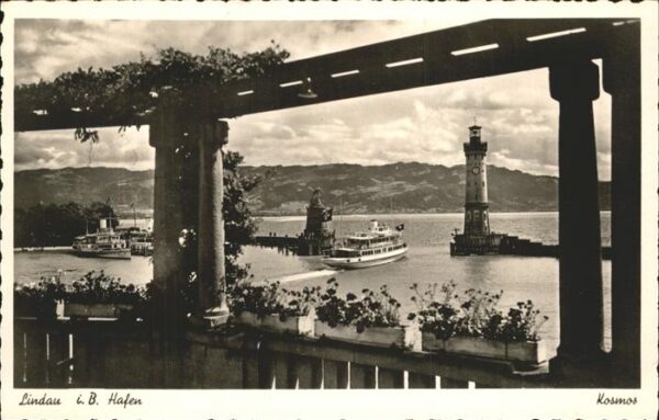Leuchtturm Lighthouse Dampfer Lindau Hafen